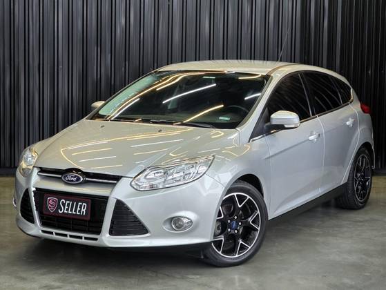 FORD FOCUS 2.0 TITANIUM PLUS HATCH 16V FLEX 4P AUTO